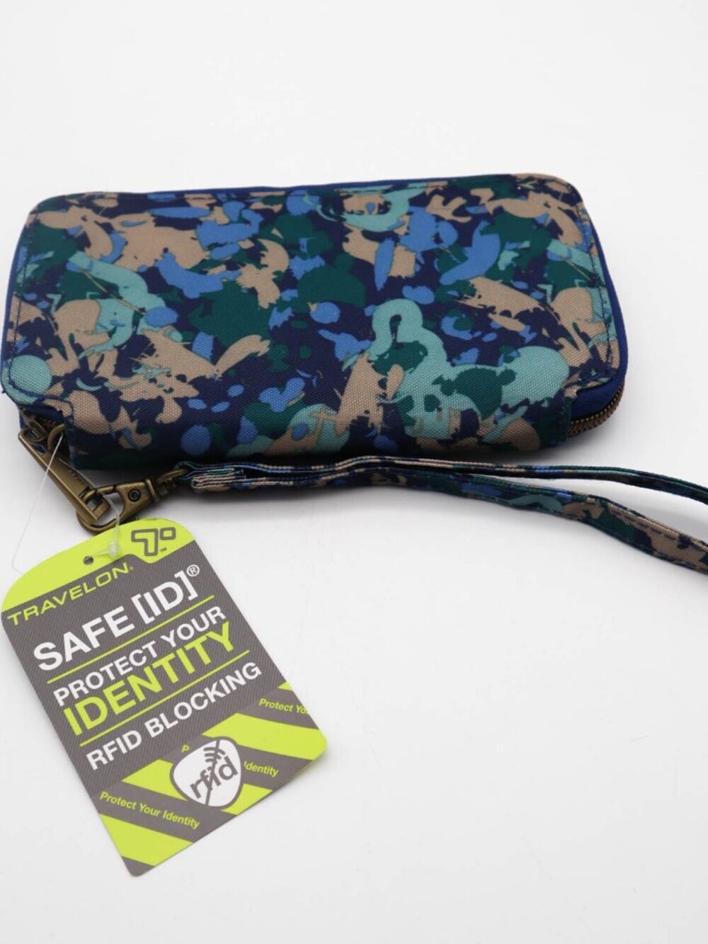 Travelon RFID Wristlet Zip Around Wallet Nylon Blue Abstract Print Organizers - Picture 5 of 7